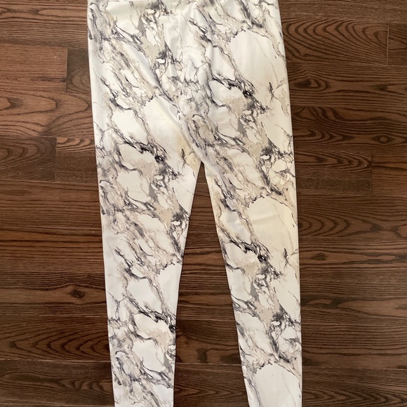 Workout Leggings Marble - Picture 2 of 2